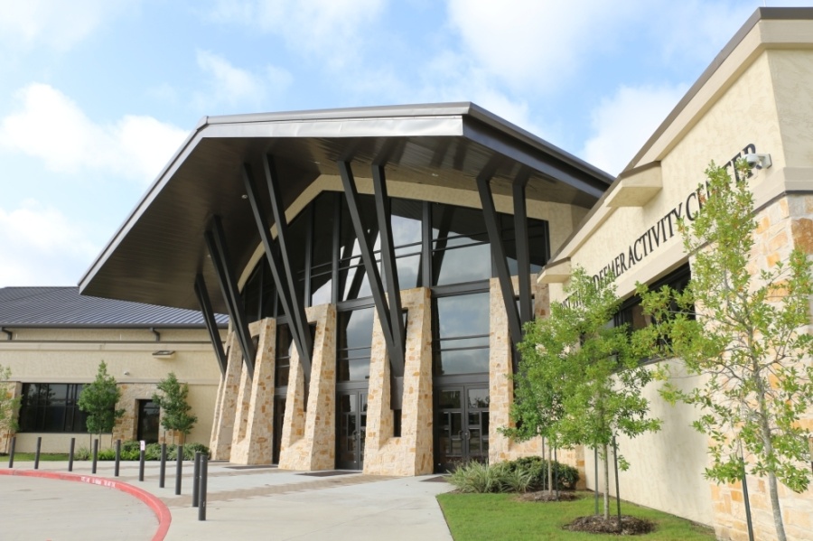 A photo of the front door of Christ the Redeemer Catholic School